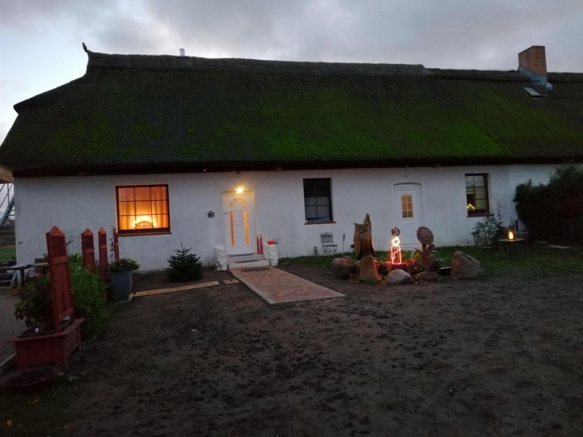 Haus am Peenebach Klein Bunzow Buitenkant foto